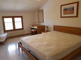 Apartment with Terrace & free parking - 3 Minutes from beach - Grado - 4