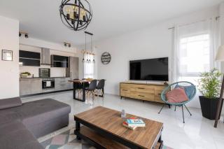 La Terrazza * * * *City Center Lux New Apt+Parking (Self check-in) - Pula - 3