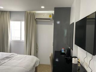 8 Hotel & cafe - Bangkok - 2