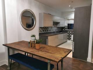 Riverside Cockatoo's Cottage Charming 3 Bed Retreat for up to 10 Guests - Stockton-on-Tees - 8