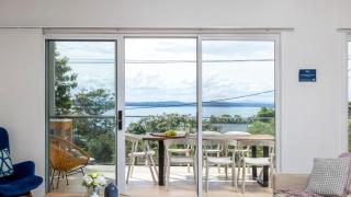 Embracing Dutchies - Nelson Bay - 3