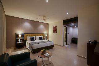 Grand Continent Malleshwaram A Sarovar Portico Affiliate Hotel - 2