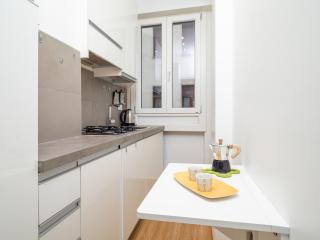 Milano 5 Guests - Modern Apt with balcony - Milan - 7