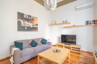 Athenian home in Pagkrati - 9