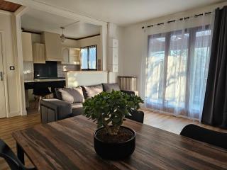 Maison Paris, Vallée Village, Disney & Astérix - Chelles - 9