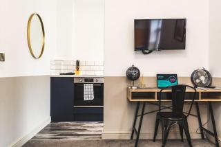 Stunning Apartment Derby Free Wi-Fi & Parking - Derby - 9