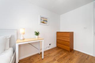 Vibrant 2BR Flat in the heart of Fitzrovia - London - 1
