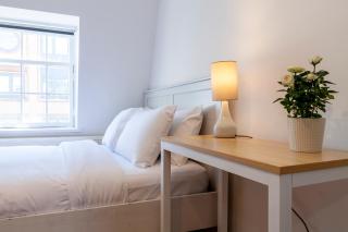 Vibrant 2BR Flat in the heart of Fitzrovia - London - 5