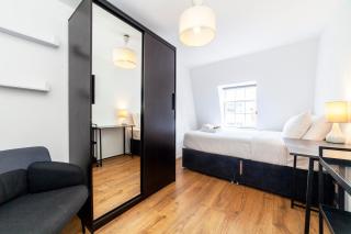 Vibrant 2BR Flat in the heart of Fitzrovia - London - 4
