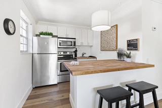 Bright and Spacious 2 BR Apartment - Fort Lauderdale - 1