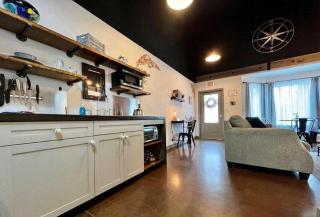Haven at Hazel ~ Downtown Studio - Demorest - 3