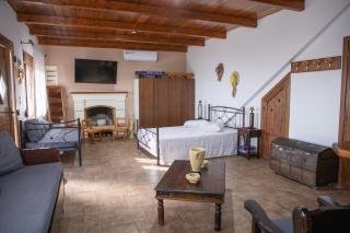 Nick and Bill's Family House Leros - Vromolithos - 6
