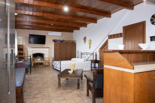 Nick and Bill's Family House Leros - Vromolithos - 3