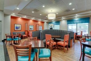 Drury Inn & Suites Phoenix Chandler Fashion Center - Chandler - 1