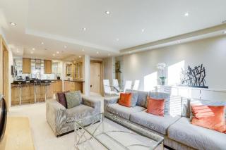 Elegant 2 Bedroom Units at The Park Luxury Apartments, Nottingham - 7