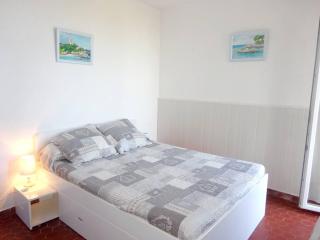 Appartement avec terrasse et parking, accès direct plage - FR-1-782-5 - 7