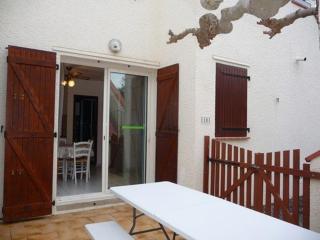 Appartement RDC, 100m plage, 6 pers, terrasse, bbq, parking, TV - FR-1-782-17 - Le Barcarès - 0