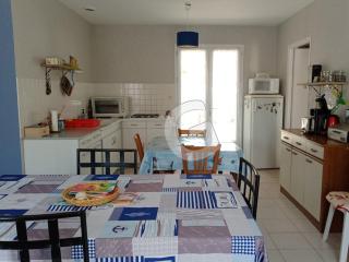 Maison à 150m de la plage du Rocher, 4 pers, terrasse, garage, parking privé, à Longeville sur Mer - FR-1-357-321 - Longeville-sur-Mer - 7