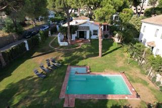 Villa Alconada Marbella Casa de Playa - Marbella - 4