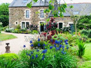 Demeure du Porzou, chambres d'hôtes de charme dans demeure d'exception, parc paysager, spa, massages, proche Paimpol, classé 4 épis - Yvias - 8