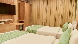 Hotel Apollo Grand - Guwahati - 2