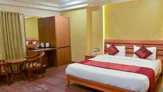 Hotel Apollo Grand - Guwahati - 4