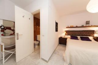 Centrally located in old palace house - Seville - 8