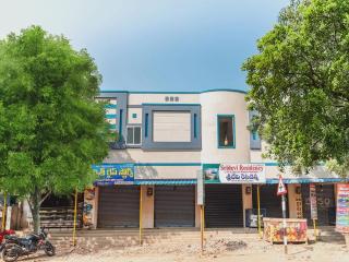 SPOT ON Sri Devi Residency - Jagannādhapuram - 3