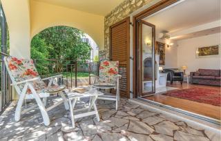4 Bedroom Beautiful Home In Premantura - Premantura - 8