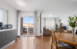 Lovely Apartment In Brodarica With Wifi - Brodarica - 7