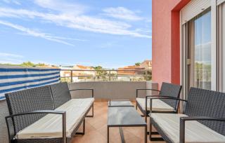 Lovely Apartment In Brodarica With Wifi - Brodarica - 0