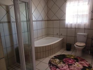 Via's - Oudtshoorn - 0