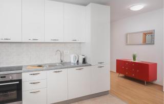 1 Bedroom Awesome Apartment In Nova Vas - Nova Vas - 5