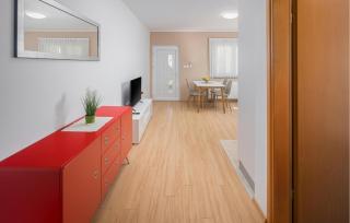1 Bedroom Awesome Apartment In Nova Vas - Nova Vas - 4