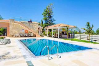 Sea Breeze Hideaway - Lachi - 0