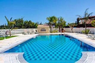Sea Breeze Hideaway - Lachi - 9