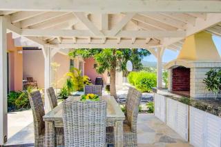 Sea Breeze Hideaway - Lachi - 1