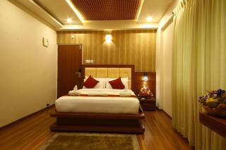 Royal Stay - 2