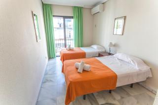 Canovas Nerja - Alcazaba Parador, piscina, 3 dorm - 1