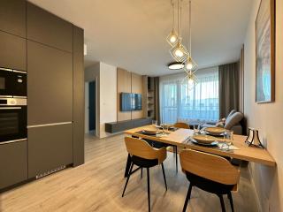 Nový apartmán v centre, vyhlad na Hrad - Nivy - 0