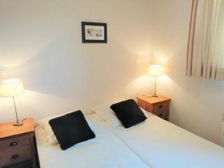 Location Saisonnière : Appartement 4 pièces, 8 personnes, au pied des remontées mécaniques à Morillon 1100 - FR-1-412-46 - Morillon - 4