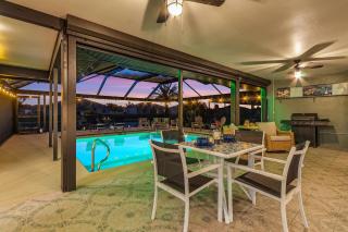 Wow Views on Freshwater Canal, Kayak, Pool - Villa Cape Cheers - Roelens Vacations - Cape Coral - 4