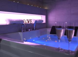 Apartment Nido di Roma Suite, Jacuzzi King Size, Metro C - Roma - 0