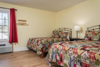 Spruceholme Inn - 5