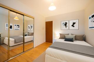 Amazing 2Bed in Canary Wharf - London - 1