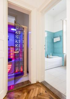 Wellness Retreat with Sauna & Jacuzzi - 1 min to Opera - Budapest - 8