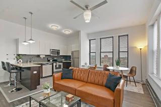 2BR Comfy and Roomy Apt in Chicago - Del Prado 1013 - Chicago - 0