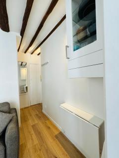 Cosy Studio with balcony Paris Center - Sorbonne - Pantheon - Notre-Dame - Paris - 2