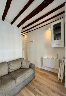 Cosy Studio with balcony Paris Center - Sorbonne - Pantheon - Notre-Dame - Paris - 3