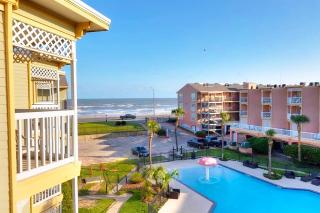Beautiful Ocean Views at The Victorian - Galveston - 0